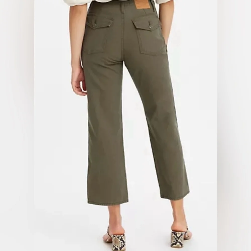 Levi's Ribcage Utility Wide Leg 30 x 29 NWT Green - Picture 3 of 7